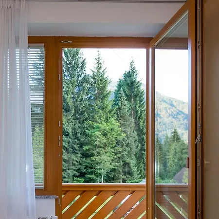 Henigman Apartman *
