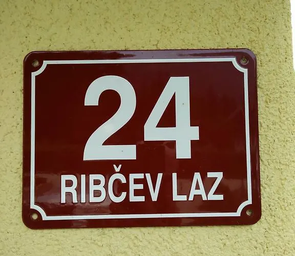 Henigman アパート ボーヒニ